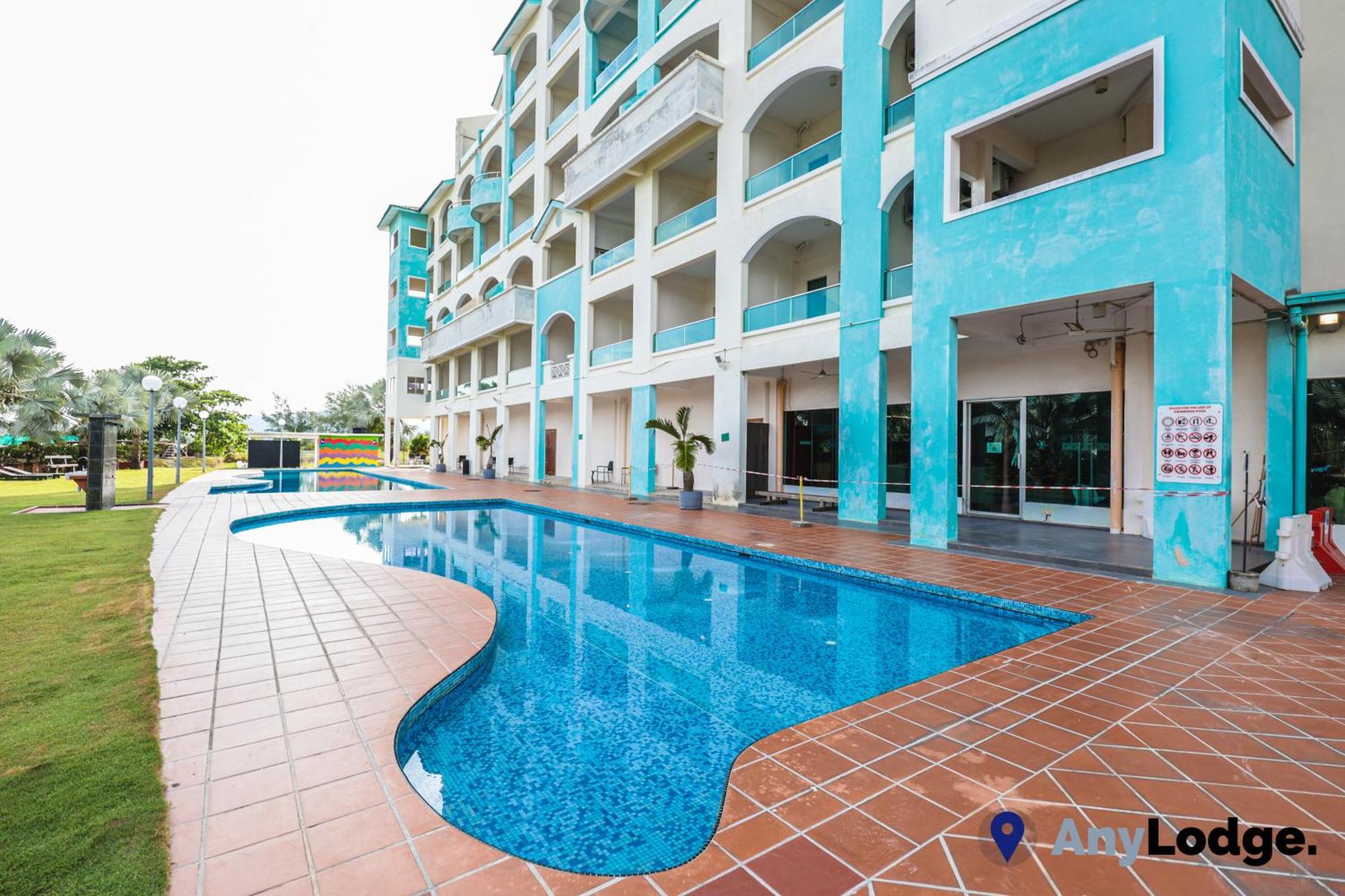 Anylodge Waterfront Marina Island Pangkor 卢穆特 外观 照片