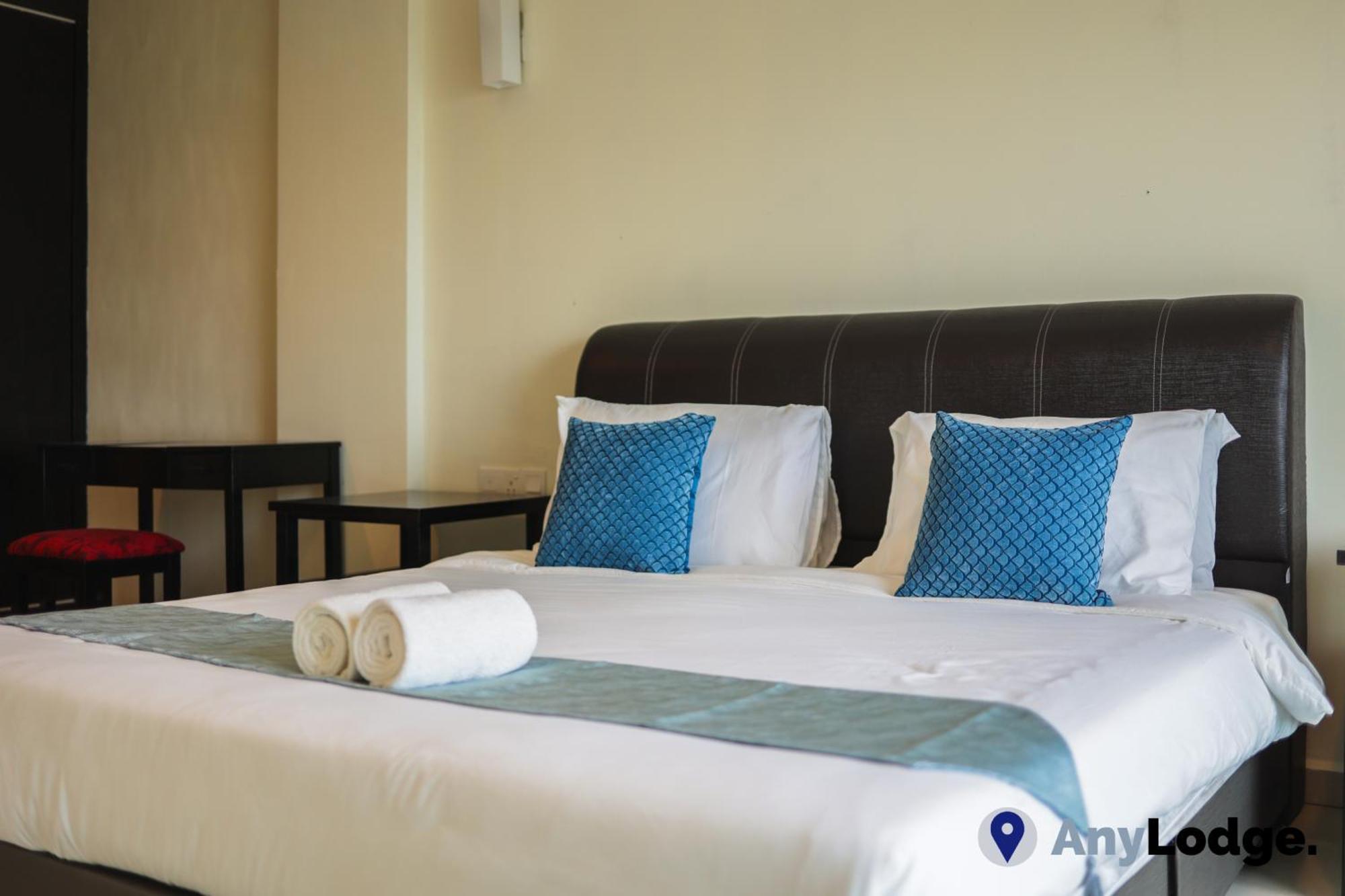 Anylodge Waterfront Marina Island Pangkor 卢穆特 外观 照片
