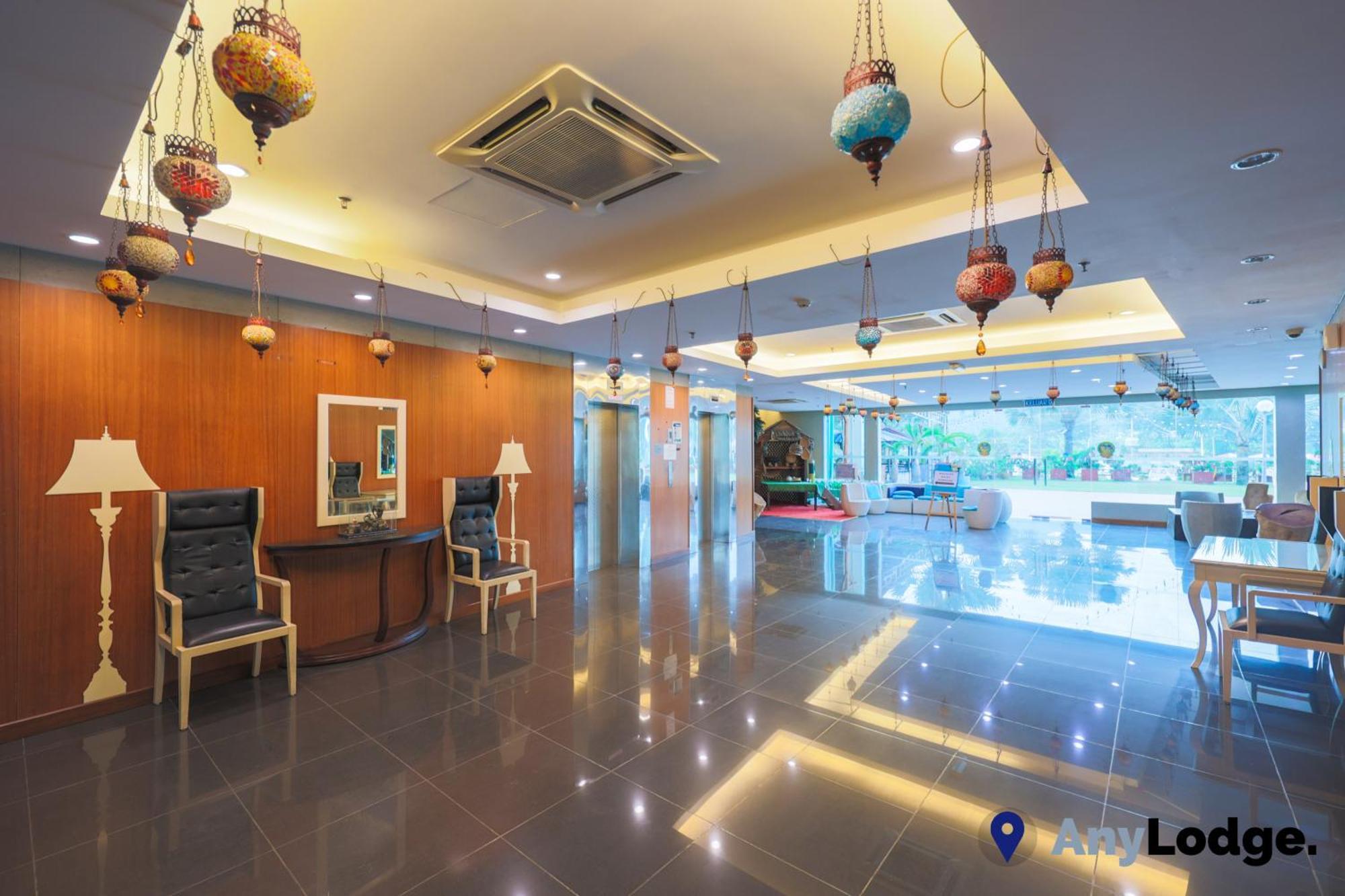 Anylodge Waterfront Marina Island Pangkor 卢穆特 外观 照片